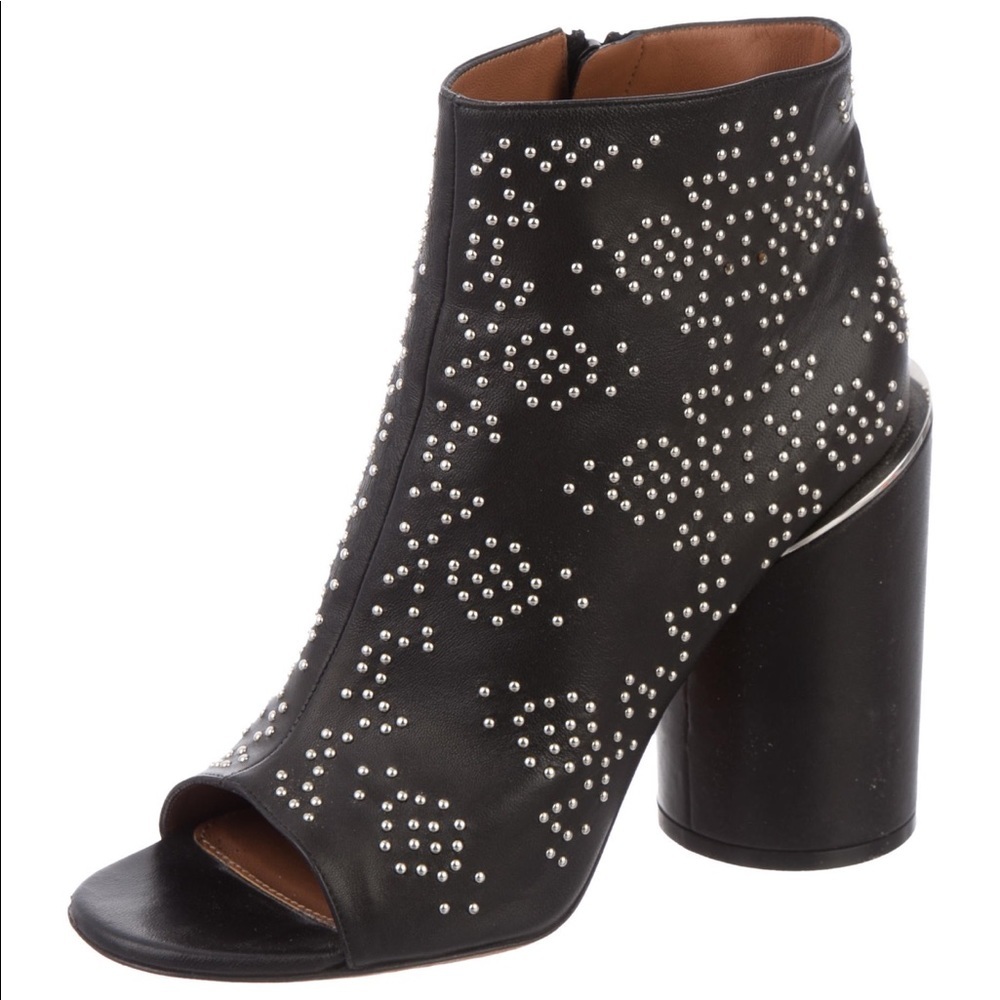 Givenchy pip toe black  boots